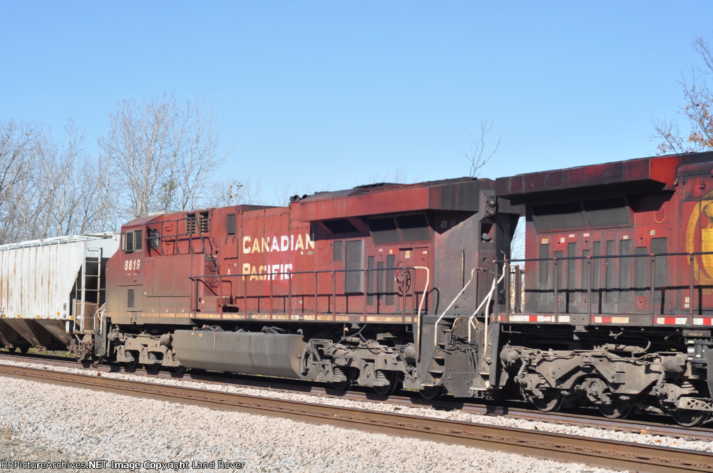 CP 8819 Southbound 